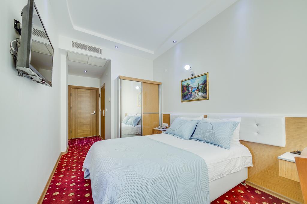 Cemberlitas Hotel & Hamam ไอดิน ภายนอก รูปภาพ